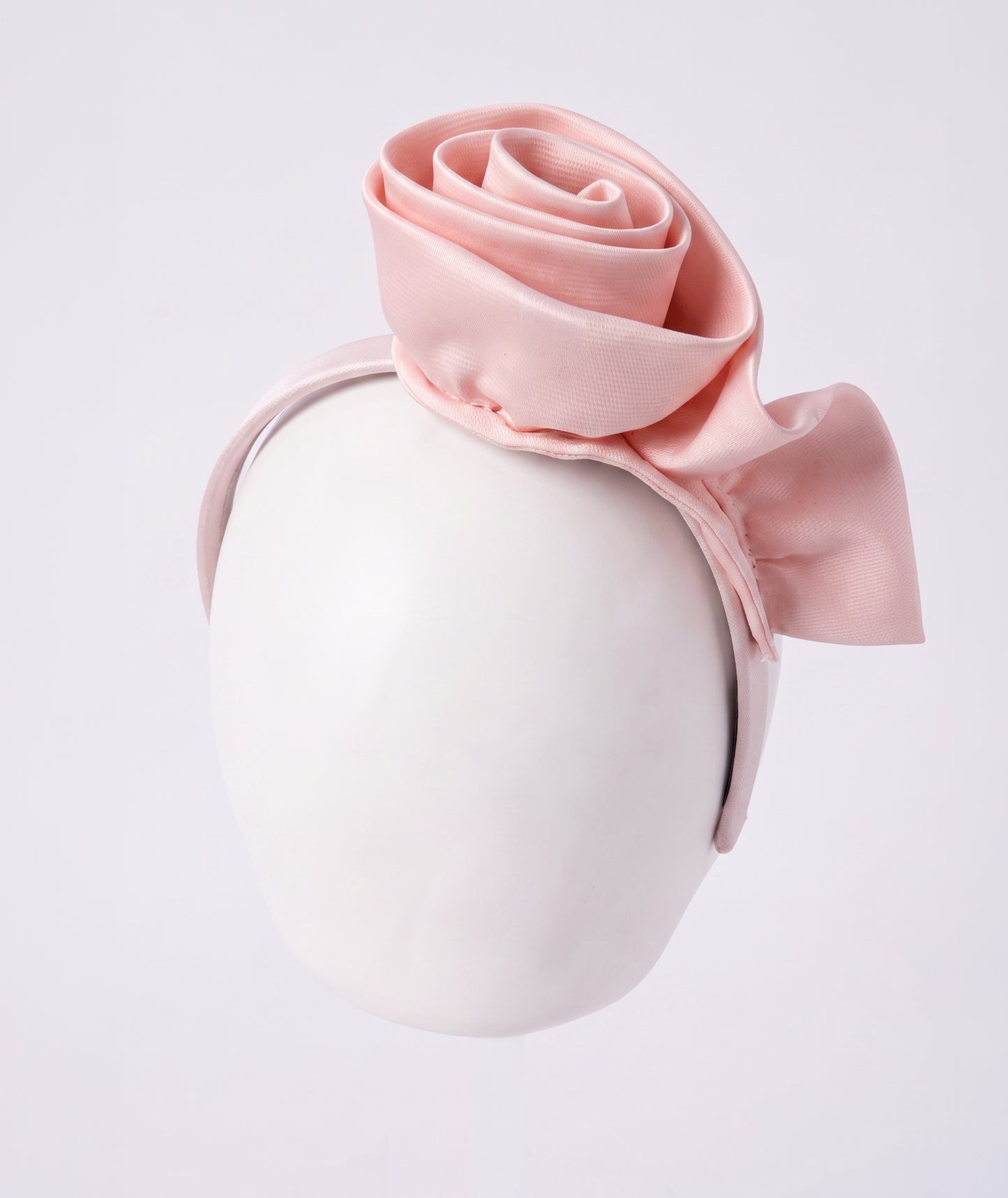 3D Pembe Güllü Taç