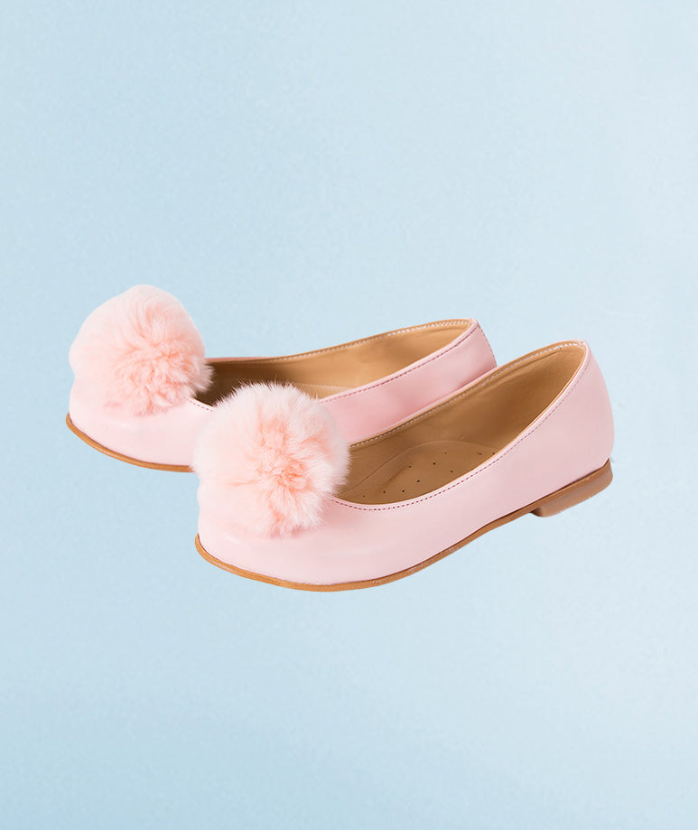 Pembe ponponlu babet