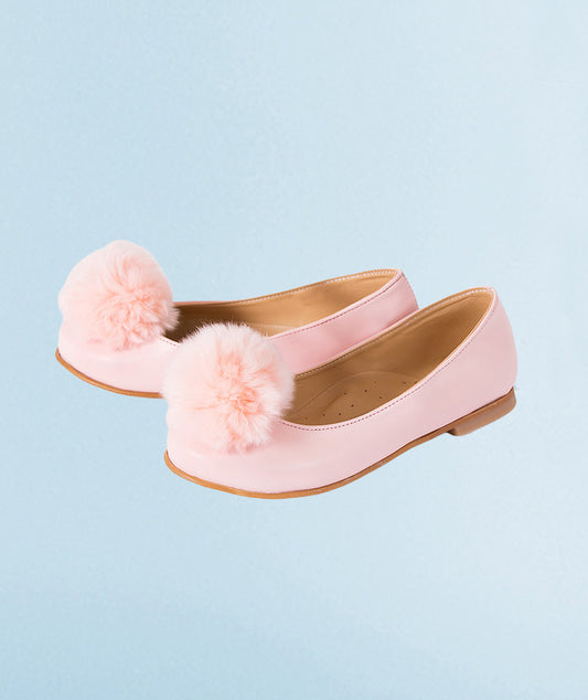Pembe ponponlu babet
