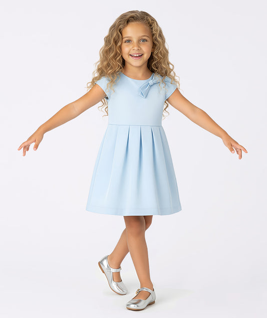 Fiyonk Detaylı Pileli Elbise