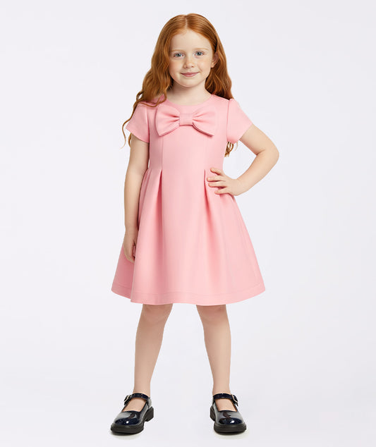 Pileli Yakası Fiyonklu Elbise