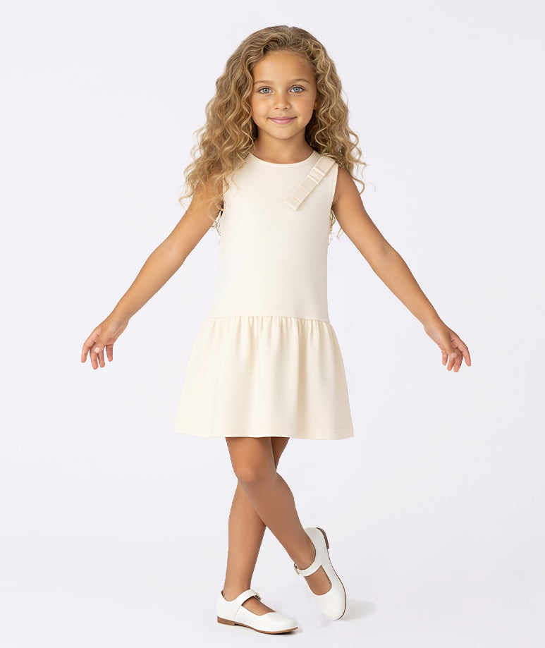 Pileli Fiyonk Detaylı Elbise