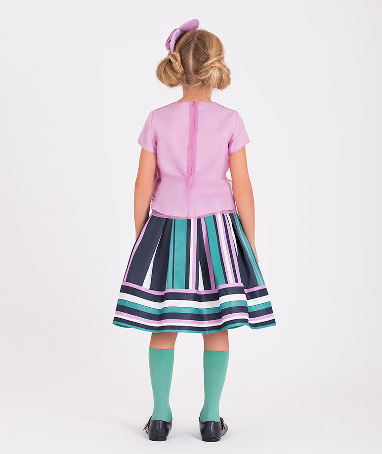 Çocuklar için lila organza bluz ve modern çizgili etek