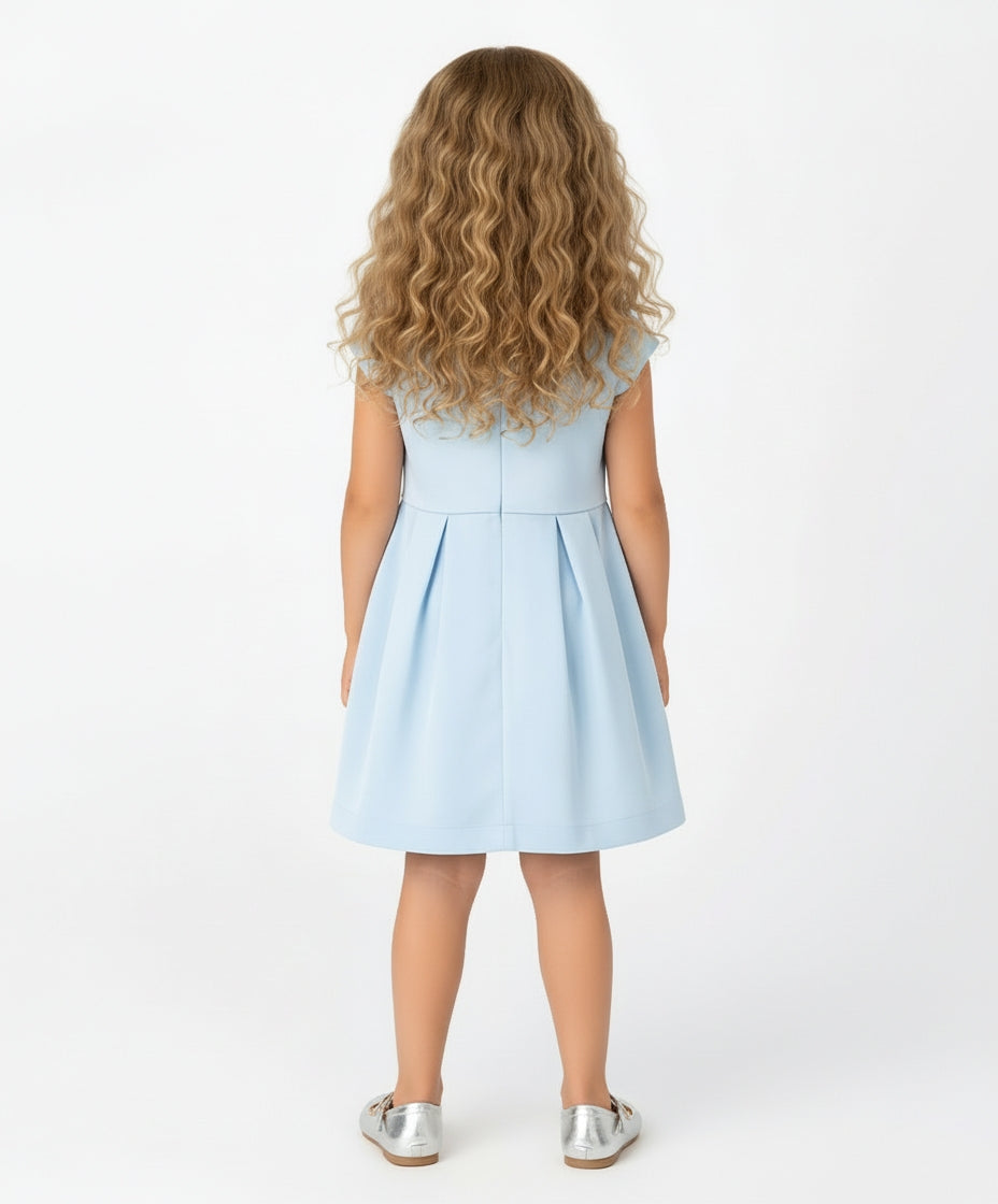 Fiyonk Detaylı Pileli Elbise