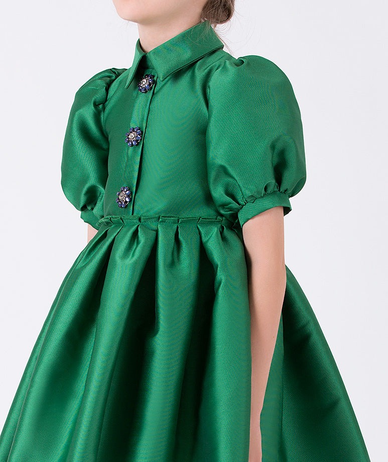 Balon kollu, yakalı, kabarık etekli, düğmeleri taşlı, zümrüt yeşili elbise